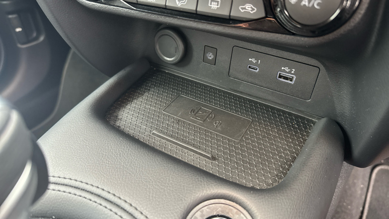 Nissan Juke 1.6 Hybrid N-Connecta 5dr Auto Hybrid Hatchback